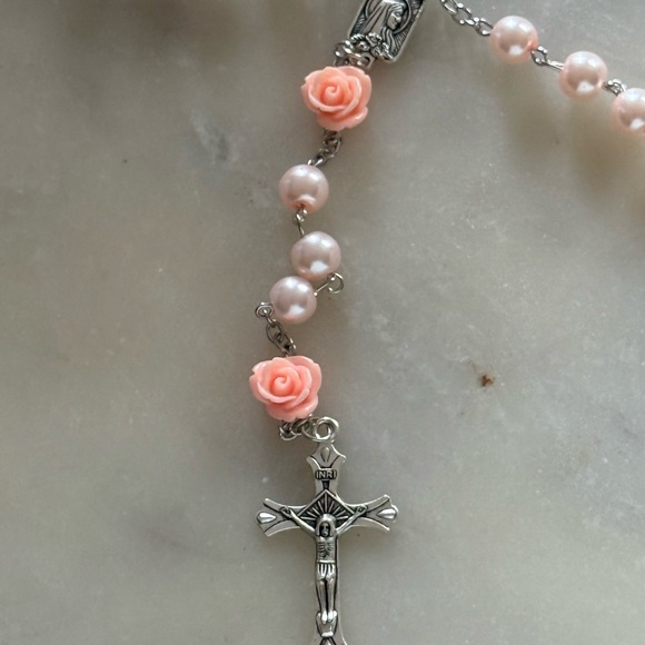 NEW Pink Roses + Beads Rosary - Picture 4 of 6